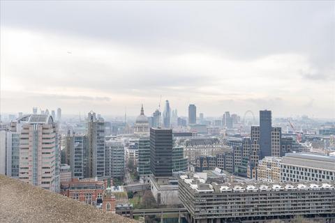 3 bedroom apartment for sale, Cromwell Tower, Barbican, London, EC2Y