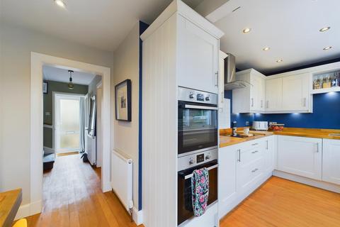 11 Friarton Place, Perth, PH2 8DT