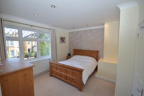 4 bedroom semi-detached house for sale, Worthington Road