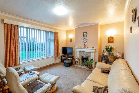 2 bedroom detached bungalow for sale, Thorne Road, Bawtry, Doncaster