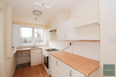 3 bedroom terraced house for sale, Glencoe Avenue, NEWBURY PARK, IG2