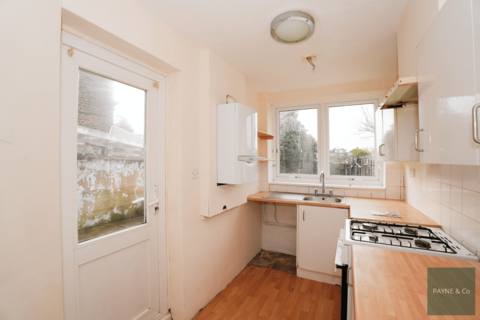 3 bedroom terraced house for sale, Glencoe Avenue, NEWBURY PARK, IG2