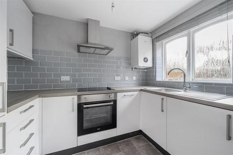 3 bedroom end of terrace house for sale, Chepstow Close, Stratford-Upon-Avon