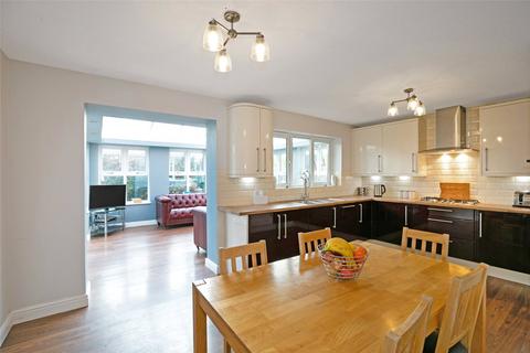 1 The Links, Crigglestone, Wakefield, WF4 3QP