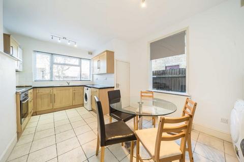 4 bedroom house for sale, Undine Street, London SW17