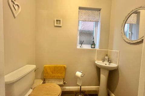 4 Barnfold Place, Shafton, Barnsley, S72 8WD