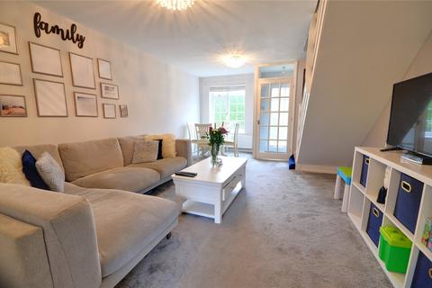 17 Benchfield Close, East Grinstead, RH19 3NZ