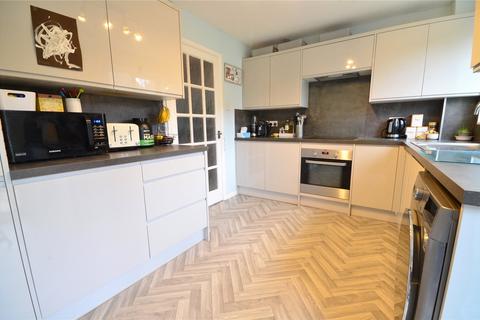 17 Benchfield Close, East Grinstead, RH19 3NZ