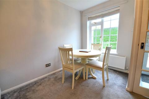 17 Benchfield Close, East Grinstead, RH19 3NZ