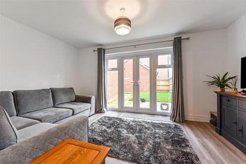 3 bedroom house for sale, Longacres Way, Chichester