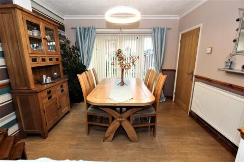 3 bedroom terraced house for sale, Warkworth Court, Ellesmere Port