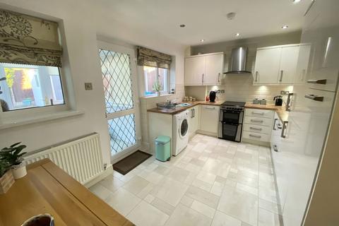 2 bedroom detached bungalow for sale, 41 Otmoor Way, Royton