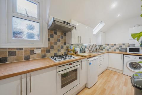 2 bedroom flat for sale, Fairmile Avenue, Streatham