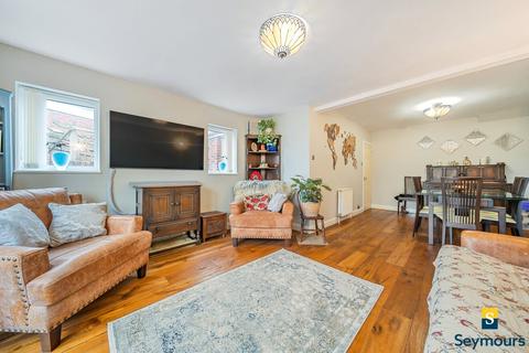 56 Saffron Platt, Guildford, GU2 9XZ