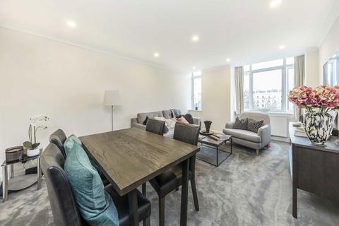 2 bedroom flat to rent, Sloane Street, London SW1X