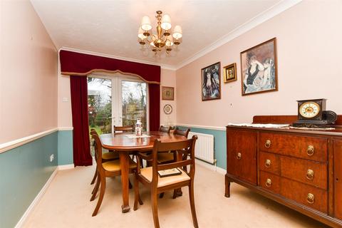 4 bedroom detached house for sale, Church View Close, Horley, Surrey