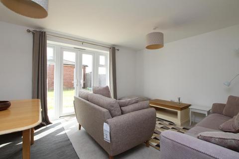 4 bedroom semi-detached house to rent, Slade Baker Way, Bristol BS16