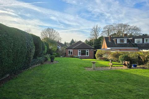 2 bedroom detached bungalow for sale, Watford Road, Crick,  Northamptonshire, NN6 7TT