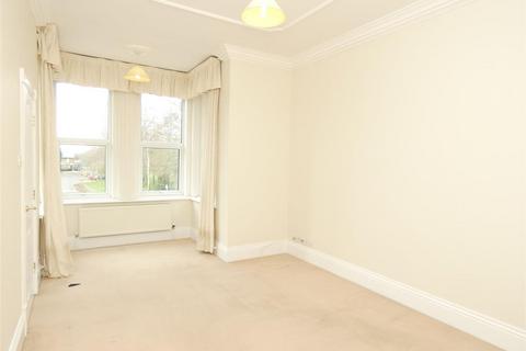 2 bedroom flat to rent, Callis Court Road, Broadstairs, CT10