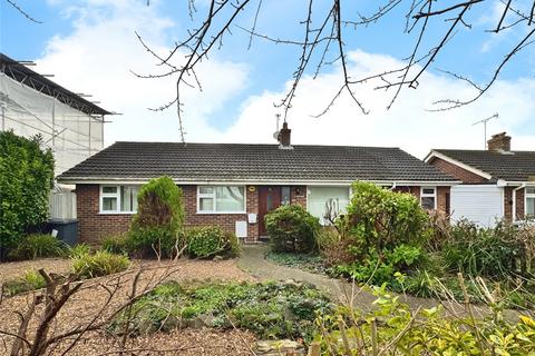 4 bedroom bungalow to rent, Market Way, Kent CT2