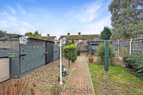 3 bedroom end of terrace house for sale, Monkwick Avenue, Colchester, Colchester, CO2