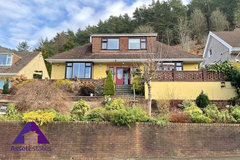 4 bedroom detached house for sale, Cwm Farm Road, Six Bells, Abertillery, NP13 2PA