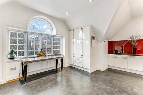 3 bedroom apartment for sale, Lyndhurst Road, Hampstead