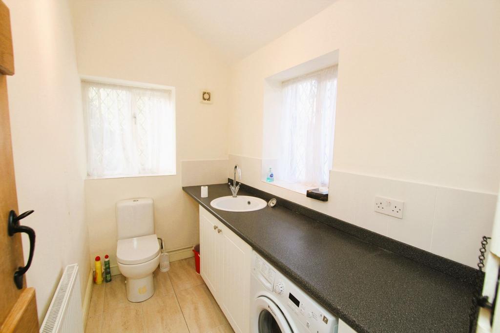 Utility Room / WC