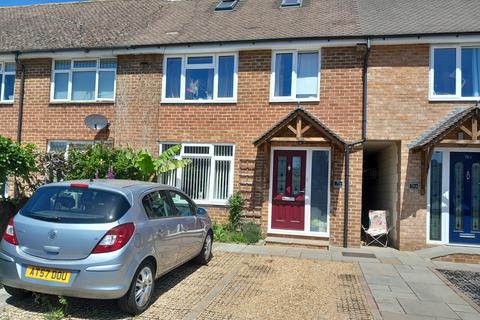 4 bedroom terraced house to rent, Bosmere Gardens, Emsworth