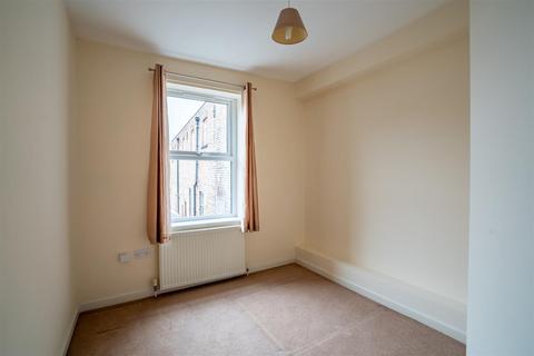 1 bedroom flat to rent, Gillygate, York