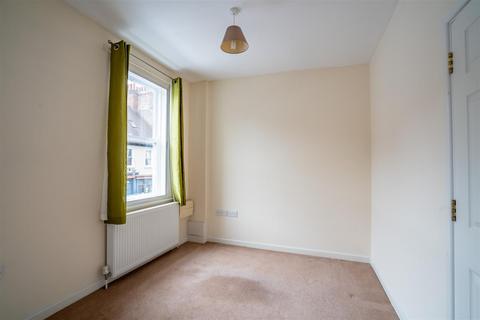 1 bedroom flat to rent, Gillygate, York