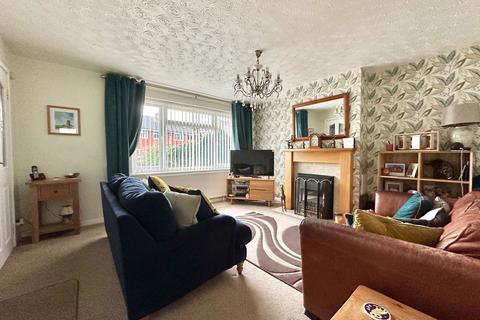 3 bedroom semi-detached house for sale, Cathkin Close, Leicester, LE3
