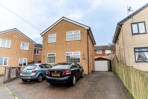 3 bedroom detached house for sale, Briar Close, Heckmondwike, WF16