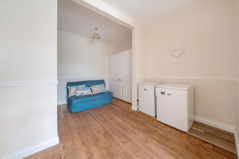 2 bedroom flat for sale, 55 Upton Park, Slough, SL1 2GB