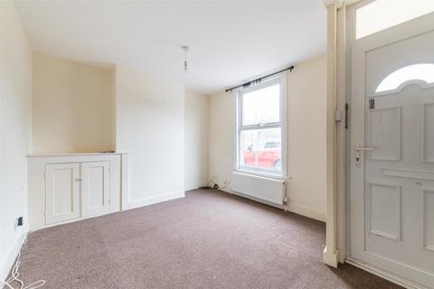 2 bedroom terraced house for sale, Wainscott Road, Wainscott ME2