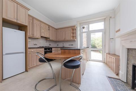 2 bedroom flat to rent, Antrim Road, Belsize Park NW3