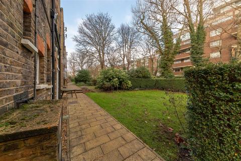 2 bedroom flat to rent, Antrim Road, Belsize Park NW3