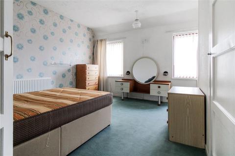 7 Bourne Road, Swindon, SN2 2JH