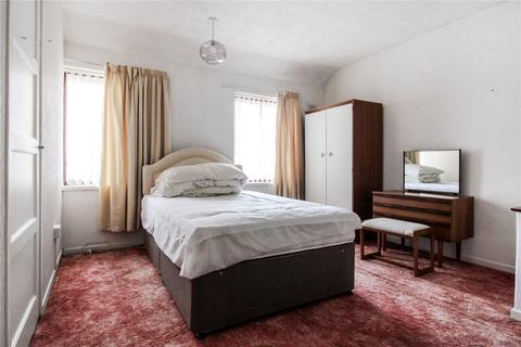 7 Bourne Road, Swindon, SN2 2JH