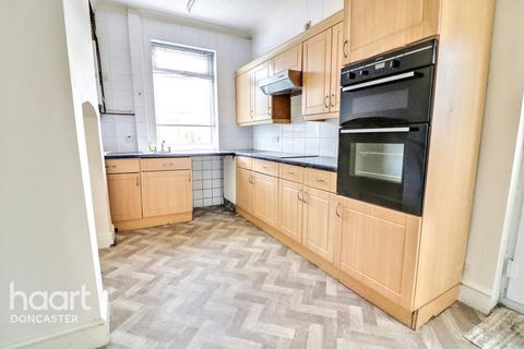 26 Earlesmere Avenue, Doncaster, DN4 0QE