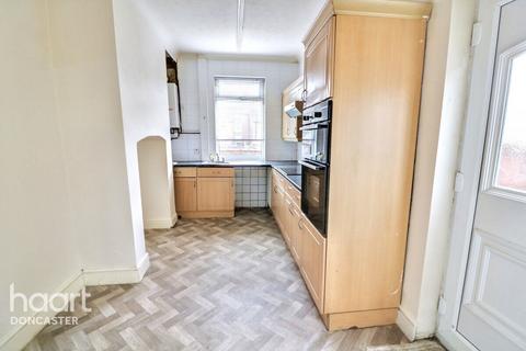 26 Earlesmere Avenue, Doncaster, DN4 0QE