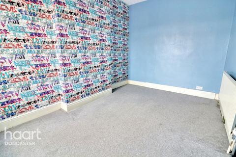 26 Earlesmere Avenue, Doncaster, DN4 0QE