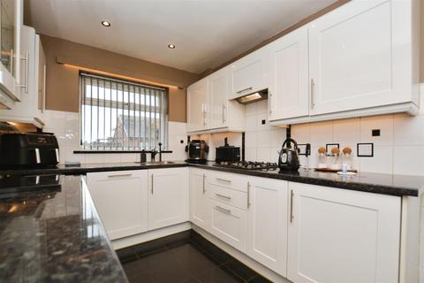 6 Hall View, Messingham, Scunthorpe, DN17 3TD