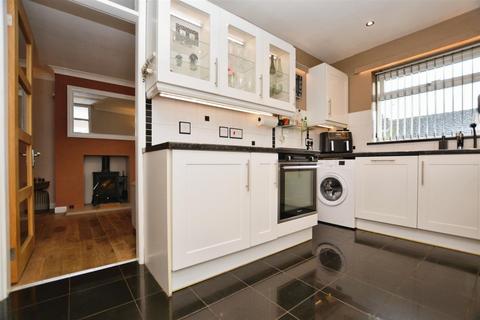 6 Hall View, Messingham, Scunthorpe, DN17 3TD