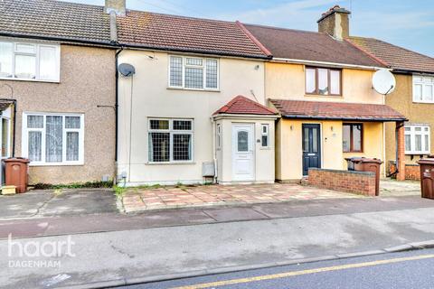 3 bedroom terraced house for sale, Reede Road, Dagenham