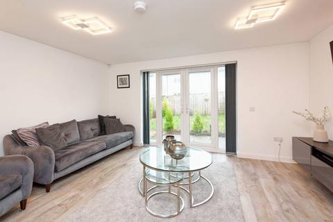 3 bedroom semi-detached house for sale, 114 Dalry Road, Kilwinning, KA13 7HL