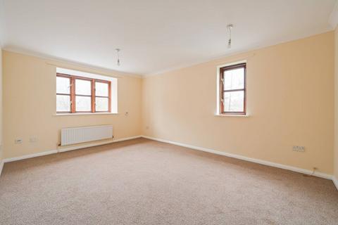 2 bedroom flat for sale, Ringlet Close, E16, Royal Docks, London, E16