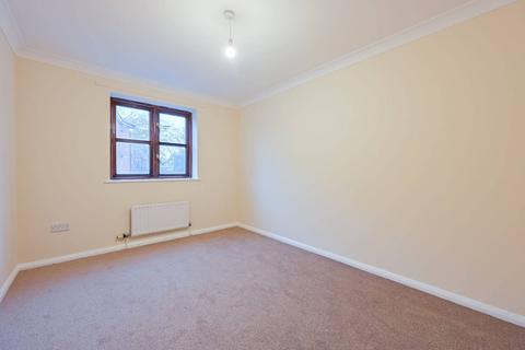 2 bedroom flat for sale, Ringlet Close, E16, Royal Docks, London, E16