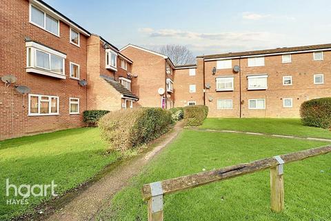 2 bedroom flat for sale, Evergreen Way, Hayes