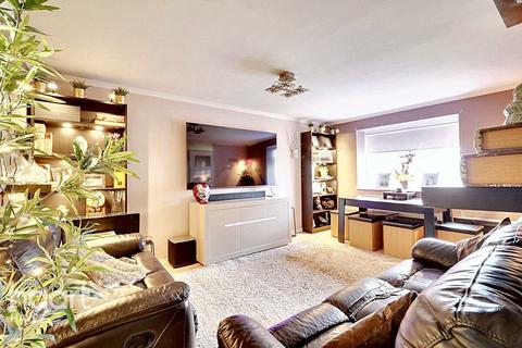 2 bedroom flat for sale, Evergreen Way, Hayes